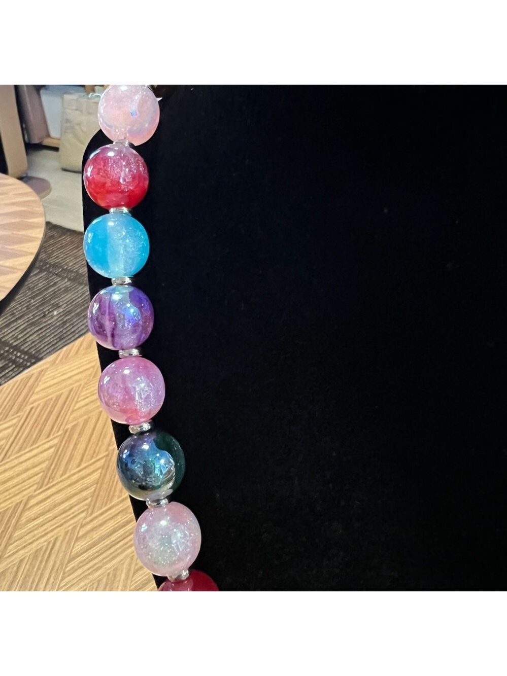Red and Pink Beaded Necklace with Translucent Beads & Toggle Clasp (Handmade) - Picture 4 of 5